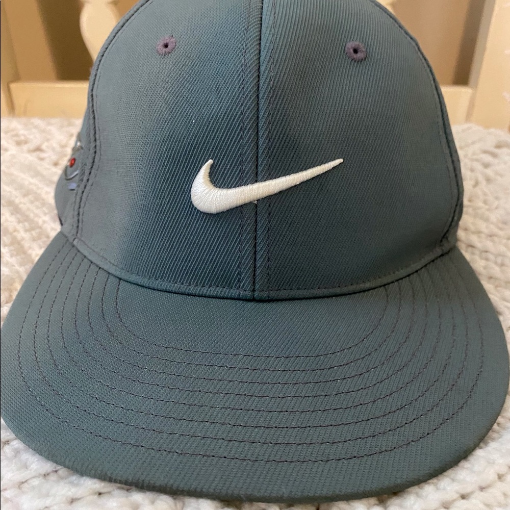 Nike Golf hat cap Olive green 20XI VR adult size M / L Flex Fit